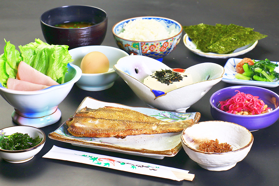 朝食